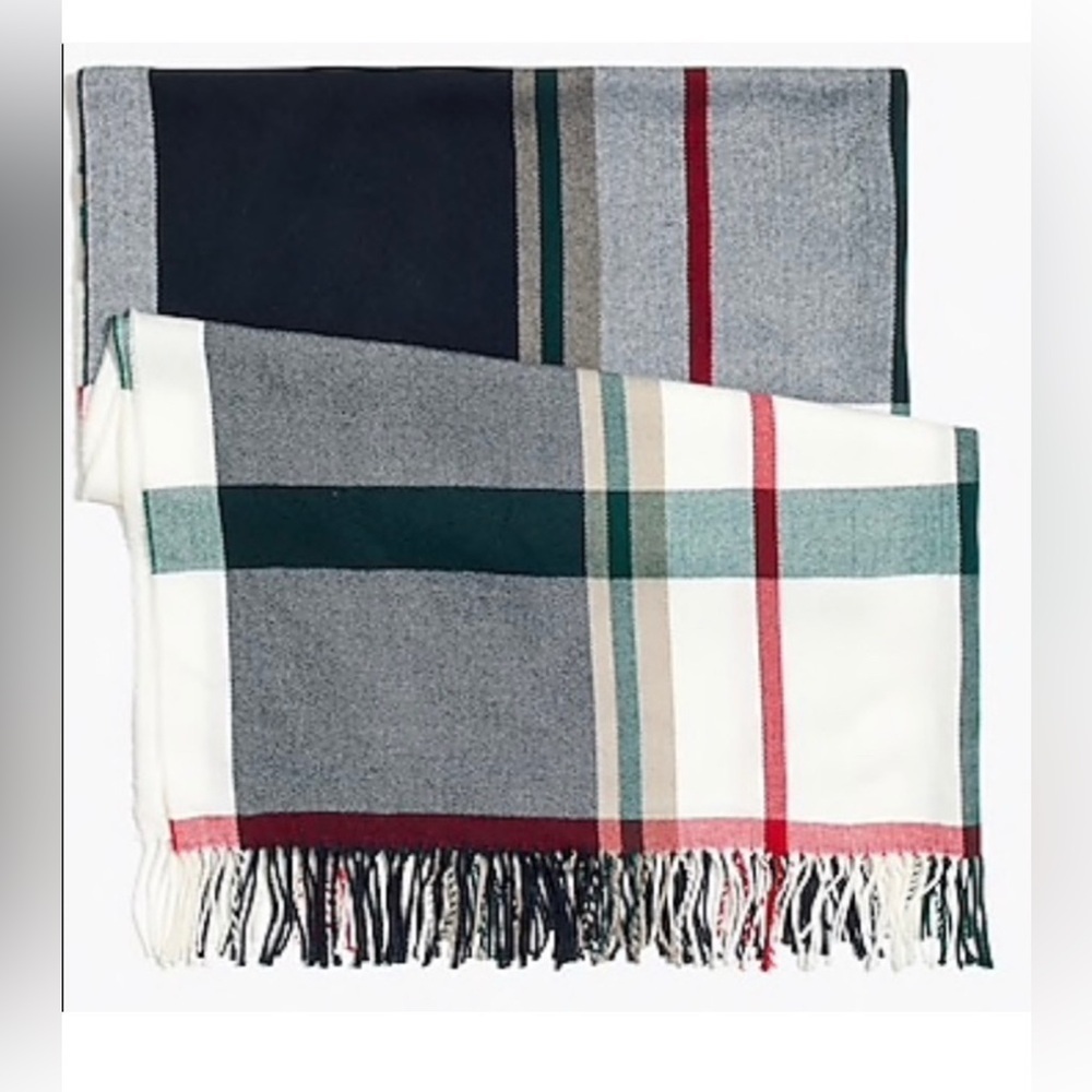J. Crew Cozy Classic Cottage Throw 64"x46” Multicolor Plaid Fringe Lap Blanket